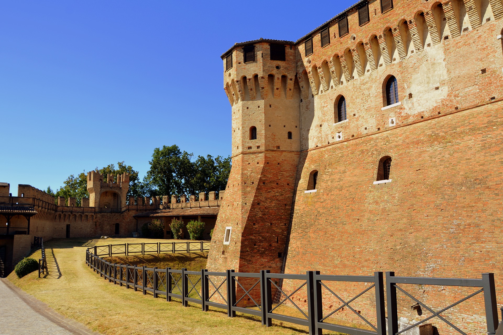 mura-gradara